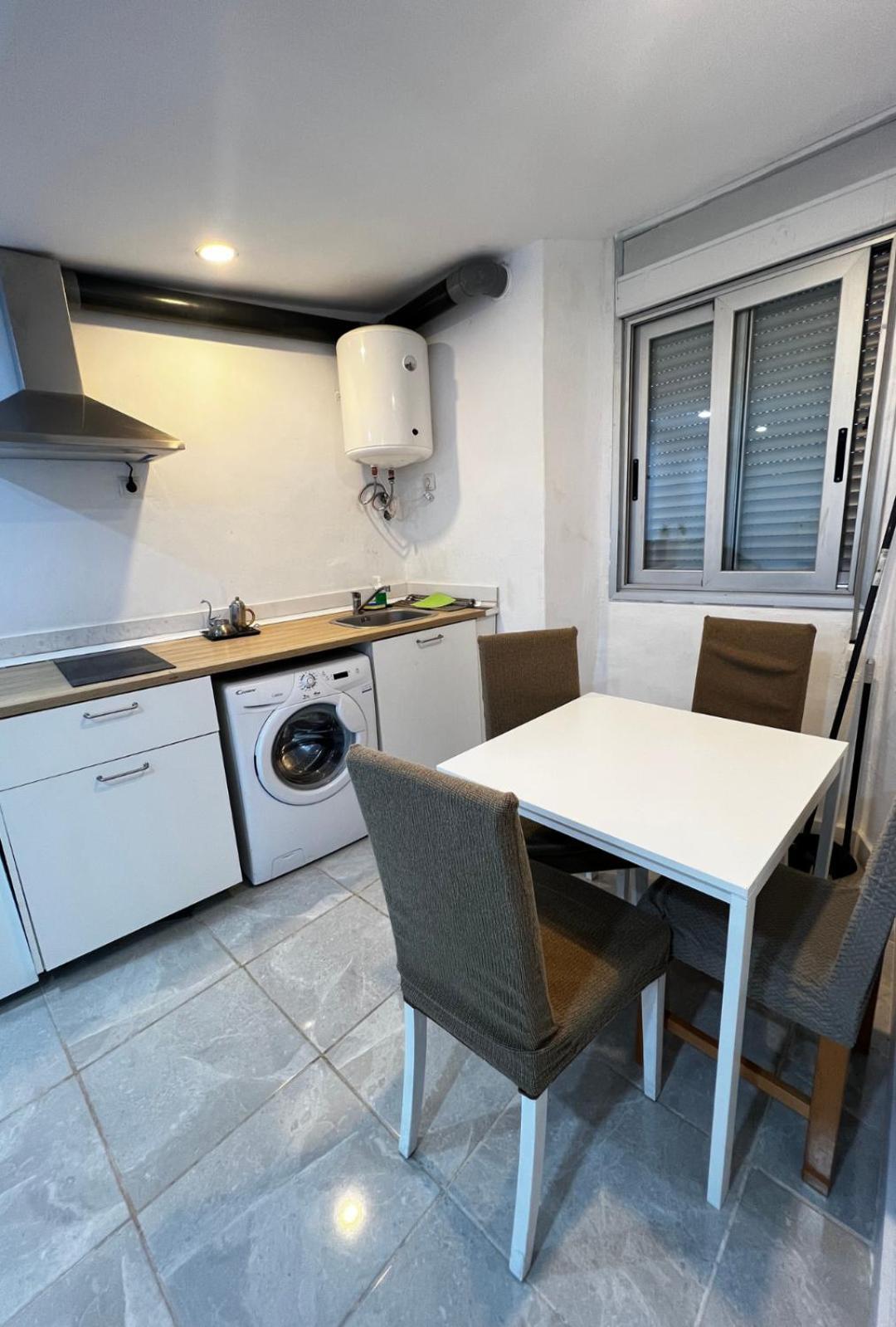 Apartamento Centrico Economico En Berga P1 Daire Dış mekan fotoğraf